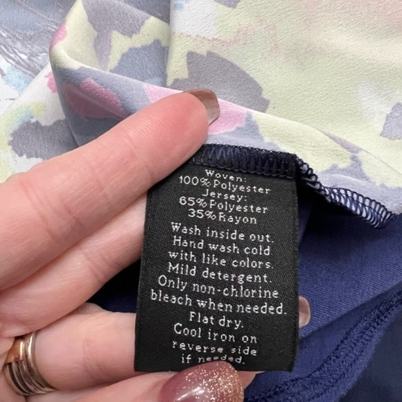 Rock & Republic Colorful Cheetah Top - Picture 13 of 14